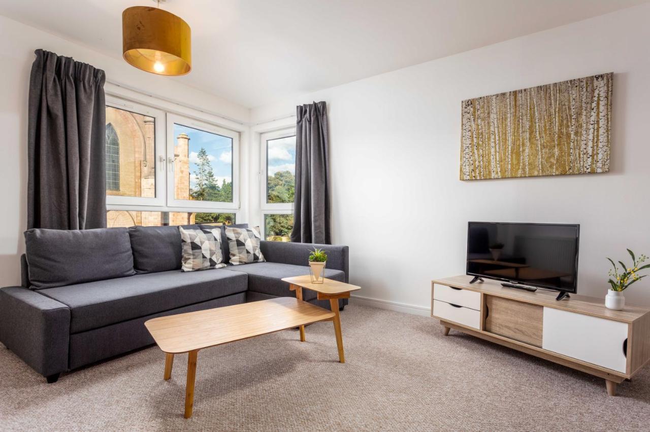 Walker Suite No53 - Donnini Apartments Kilmarnock Extérieur photo